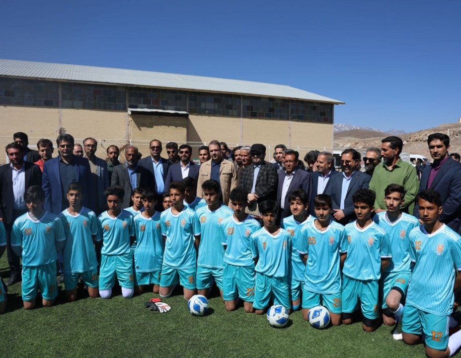 افتتاح آکادمی فوتبال رابر، فرصتی تازه برای نوجوانان مستعد منطقه است